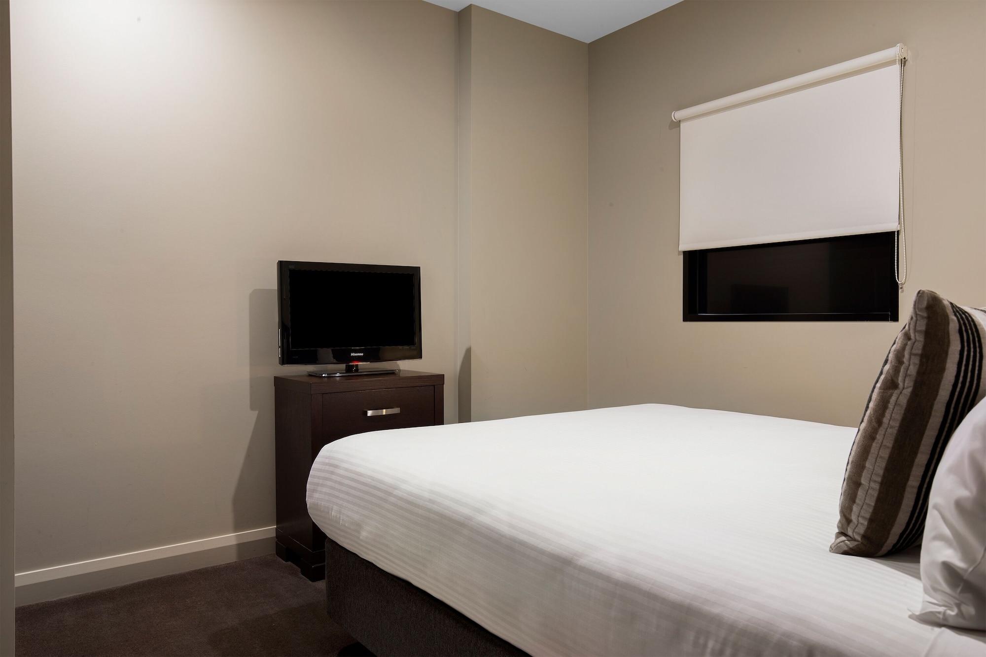 Mantra Hindmarsh Square Hotel Adelaide Exterior photo