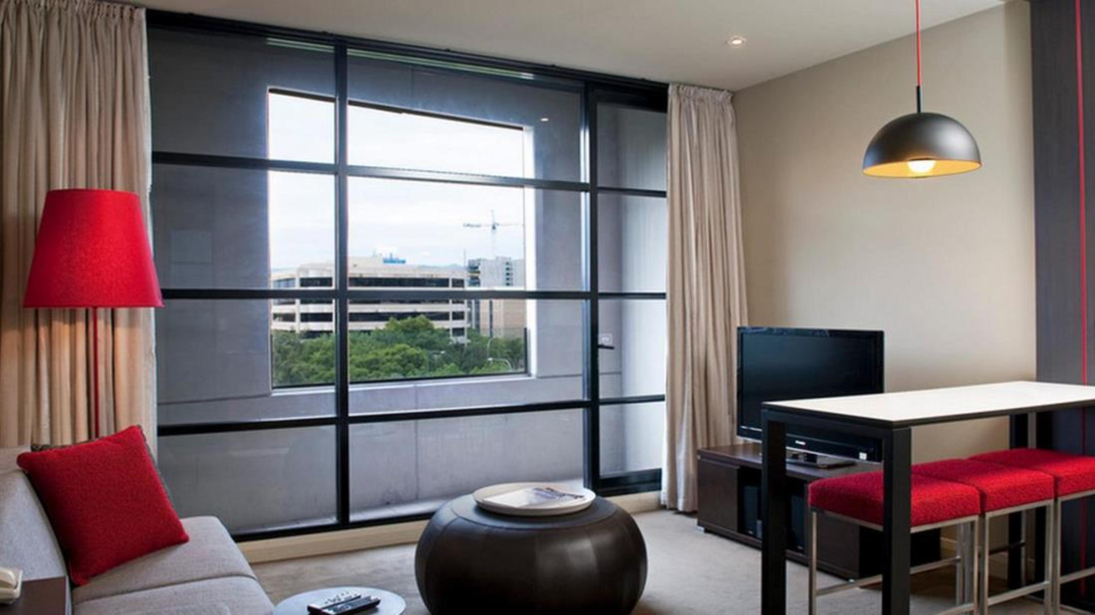 Mantra Hindmarsh Square Hotel Adelaide Exterior photo